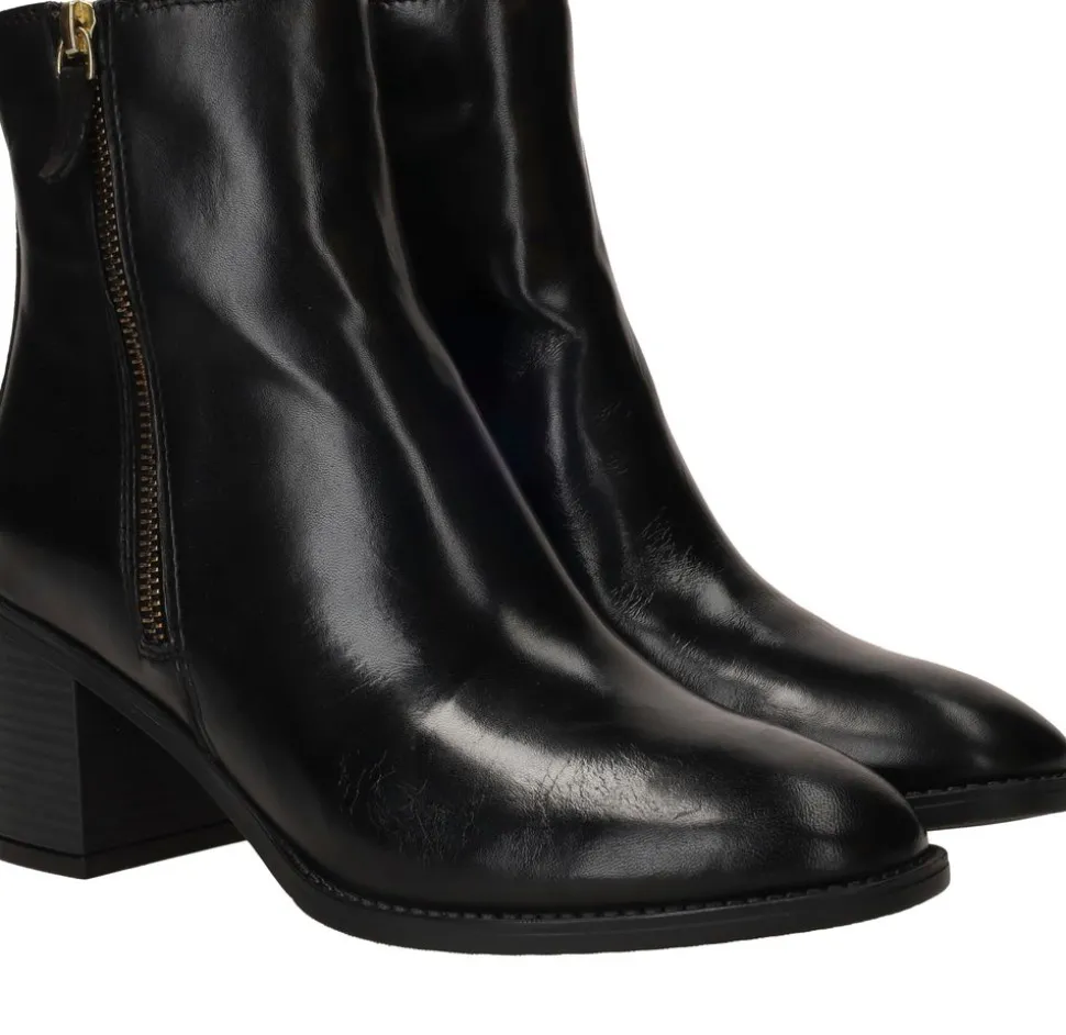 LOFF 1881 Enkellaarsjes Zwart Dames